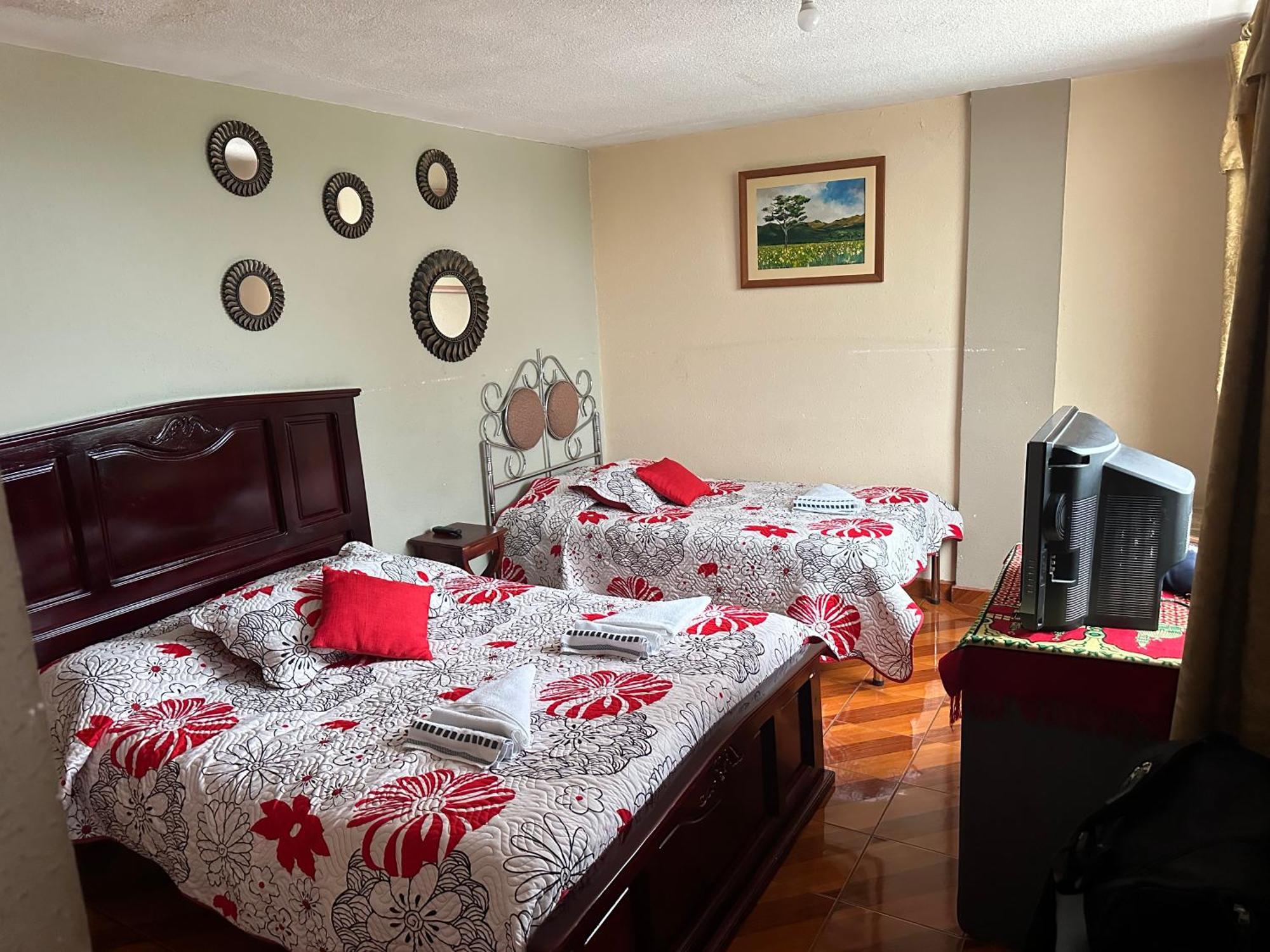 Hostal Jora Continental Cotacachi Dış mekan fotoğraf