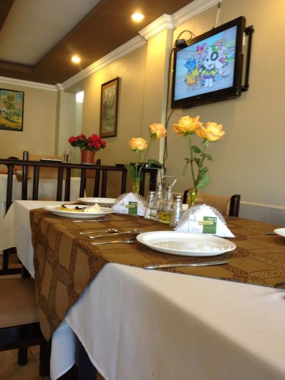 Hostal Jora Continental Cotacachi Dış mekan fotoğraf