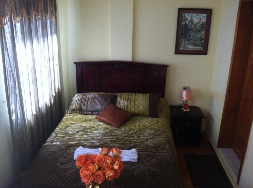 Hostal Jora Continental Cotacachi Oda fotoğraf